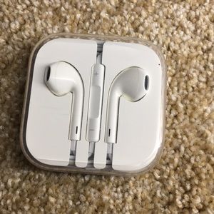 Apple EarPods